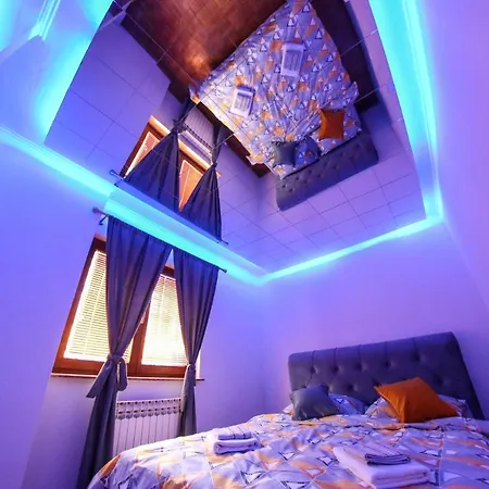 Hedonist Jacuzzi Free Parking Apartment Sarajevo