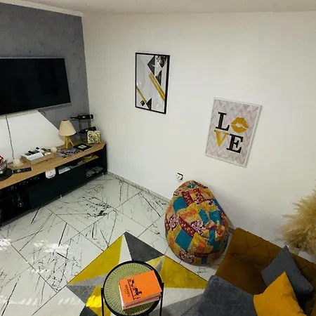 Hedonist Jacuzzi Free Parking Apartment *