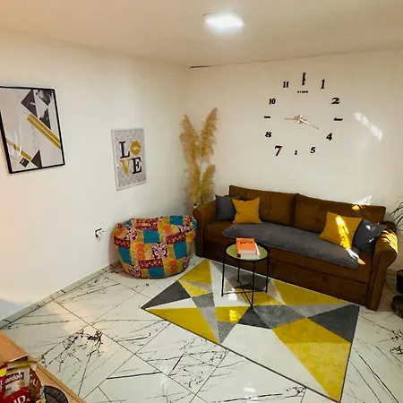 Hedonist Jacuzzi Free Parking Apartment