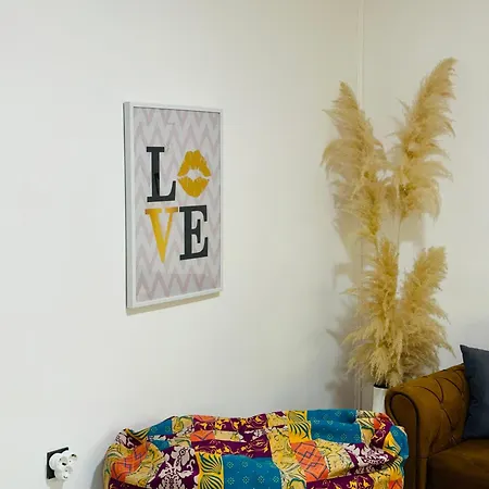 Hedonist Jacuzzi Free Parking Apartment *